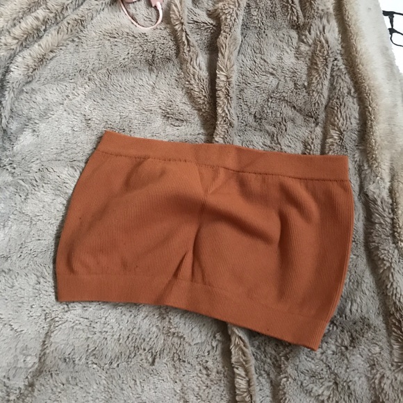 All tops are worn casual, each top will cost 15 - Picture 3 of 4